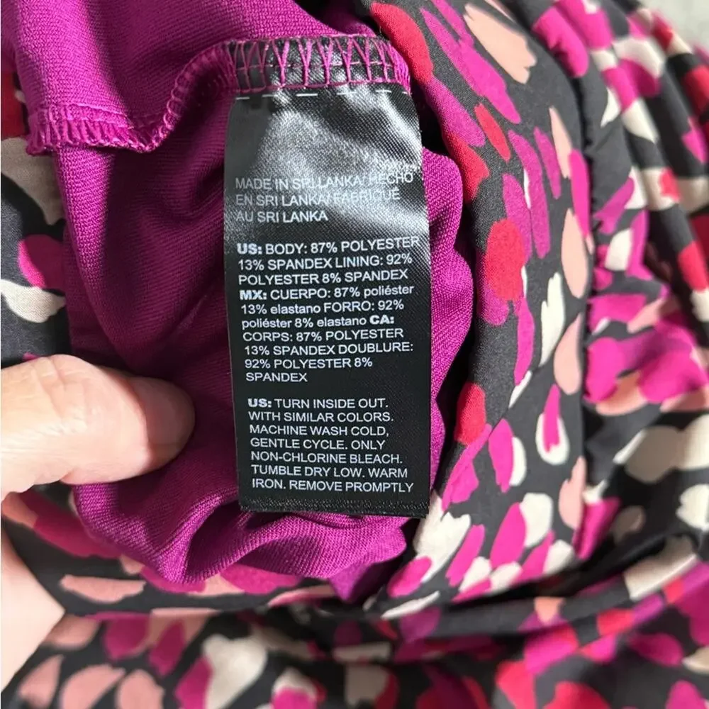 NEW Chico’s Zenergy UPF 50+ Wavy Dot Skort Set in Plum Berry Size 1 (8/10) - Picture 10 of 10